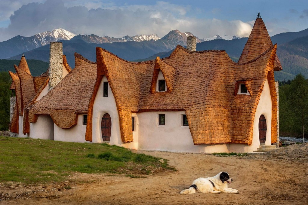 Castelul de Lut Valea Zânelor Sibiu Transilvania Casă tradițională